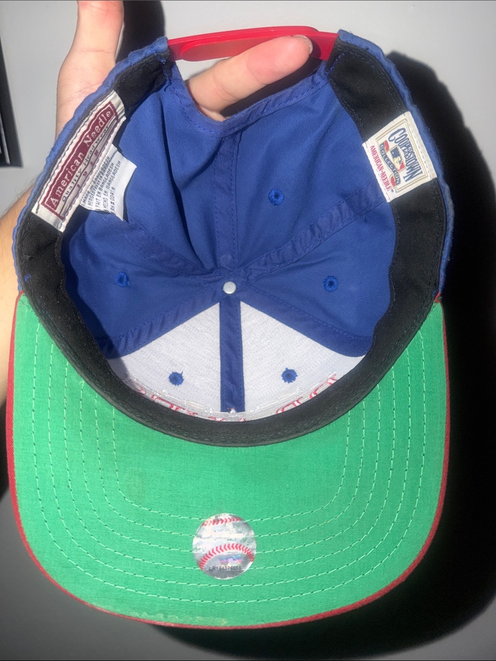 Atlanta Braves Red and Navy Snapback Hat - Picture 3 of 3